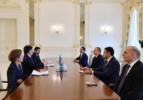Президент Азербайджана принял госсекретаря Франции