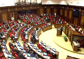 Грызня в армянском парламенте