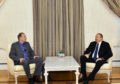 Президент Ильхам Алиев принял докладчика ПАСЕ по Азербайджану