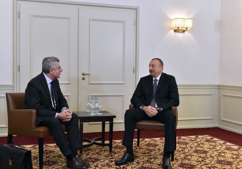 Ильхам Алиев встретился в Мюнхене с генеральным исполнительным директором компании Leonardo (Фото)