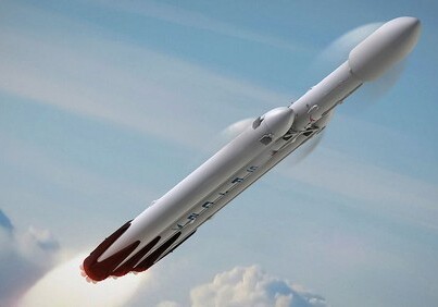 Компания SpaceX отправит космических туристов в полет вокруг Луны в 2018 году