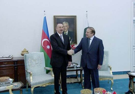 Ильхам Алиев встретился с премьер-министром и президентом Пакистана (Фото)