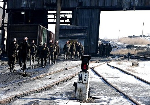 Порошенко объявил всеукраинский траур в связи с аварией на шахте