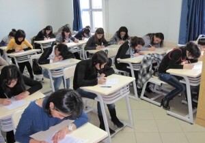 В Азербайджане 37 тыс. учащихся сдают выпускные экзамены
