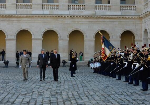 В Париже состоялась церемония официальной встречи Президента Азербайджана (Фото)