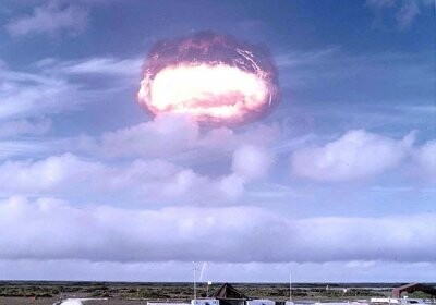 США опубликовали видео 750 испытаний ядерного оружия