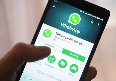 Пользователей WhatsApp атаковали вредными ссылками для «слежки» за друзьями