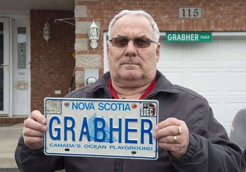 У канадца отобрали «оскорбительный» именной автомобильный номер