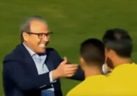 В Тунисе пожизненно дисквалифицировали президента клуба, поцеловавшего судью (Видео)