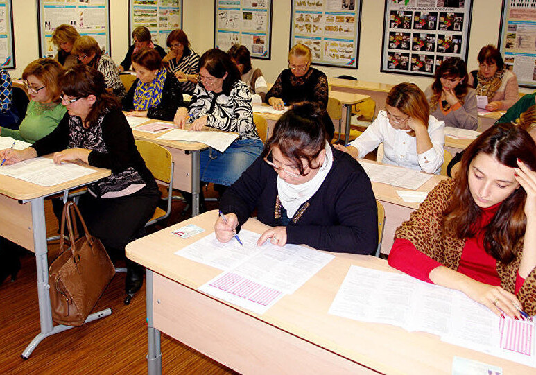 В Азербайджане проходит диагностическая оценка знаний педагогов