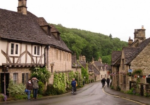 В Британии целую деревню продали за 20 млн фунтов стерлингов