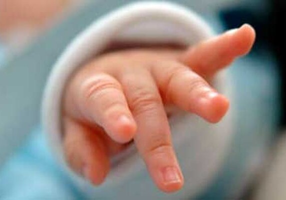 В Баку скончалась новорожденная девочка