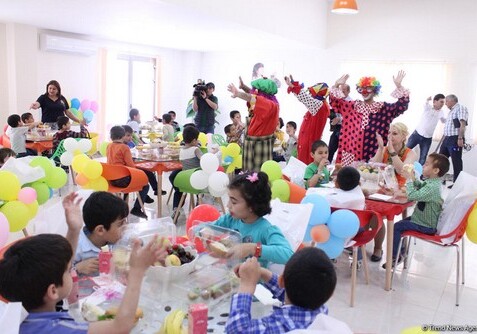 Благотворительная акция Фонда Гейдара Алиева для воспитанников детского дома (Фото)