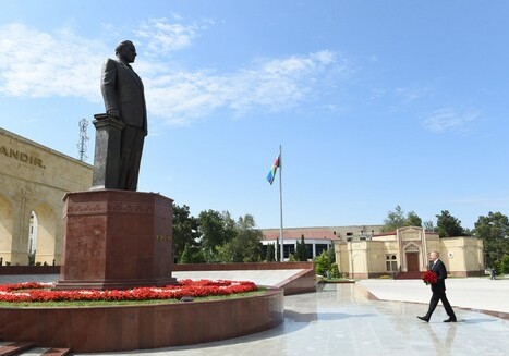 Президент Азербайджана совершил визит в Ширван (Фото)