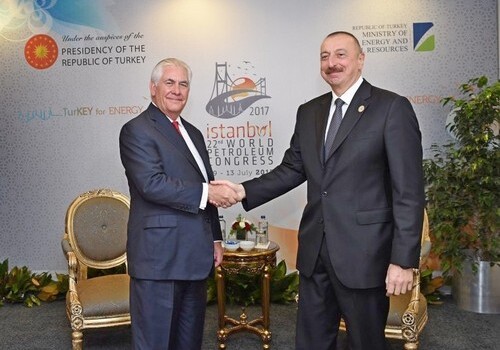 Президент Азербайджана встретился в Стамбуле с госсекретарем США (Фото)