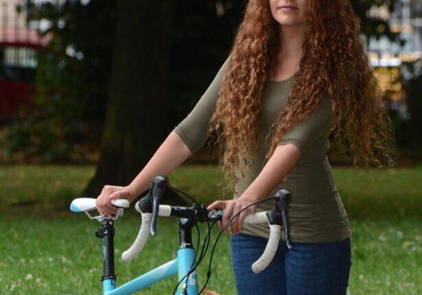 Девушка нашла украденный велосипед через Facebook и угнала его у похитителей