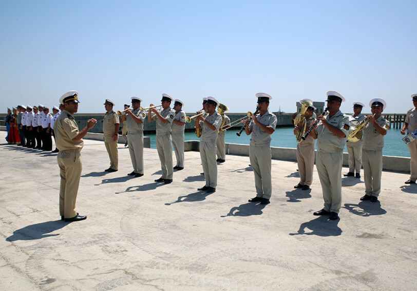 Военные корабли Ирана и Казахстана прибыли в Баку (Фото)