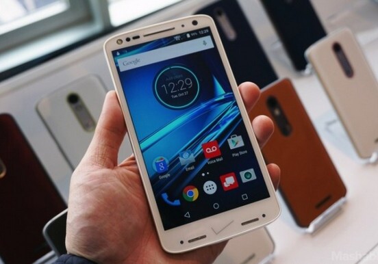 Смартфоны Motorola смогут ремонтировать сами себя