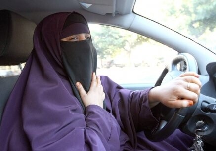 Женщинам в Саудовской Аравии позволили водить машину