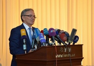 Афлатун Амашов: «Совет прессы предложил ввести крупные штрафы за нарушение норм литературного языка»