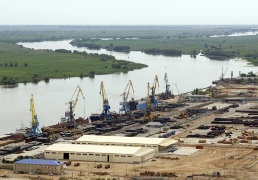 Азербайджан строит заводы в Астрахани