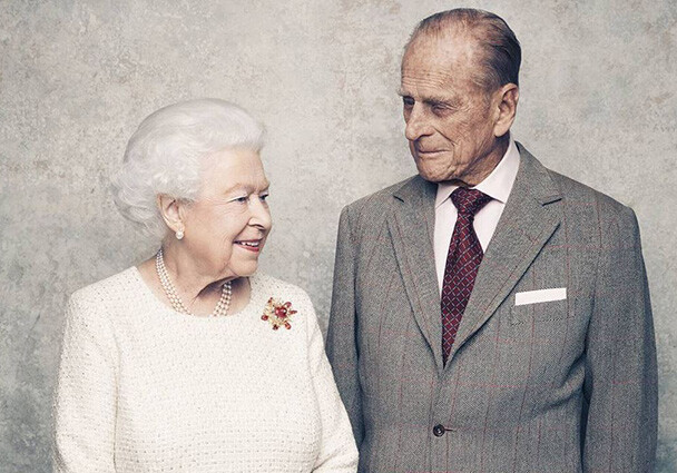 70 лет любви: новые портреты королевы Елизаветы II и принца Филиппа
