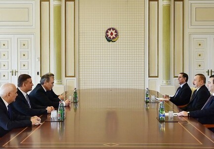 Президент Азербайджана принял делегацию Госдумы России