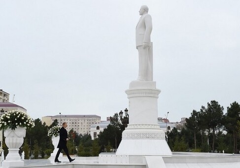 Президент Азербайджана прибыл в Сумгайыт (Фото)