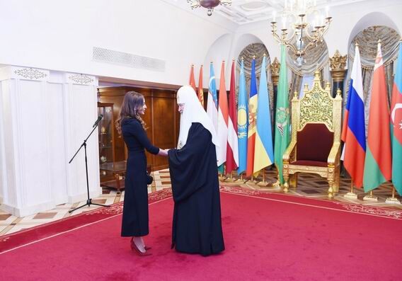 Мехрибан Алиевой вручена высокая награда Русской Православной церкви (Фото-Обновлено)