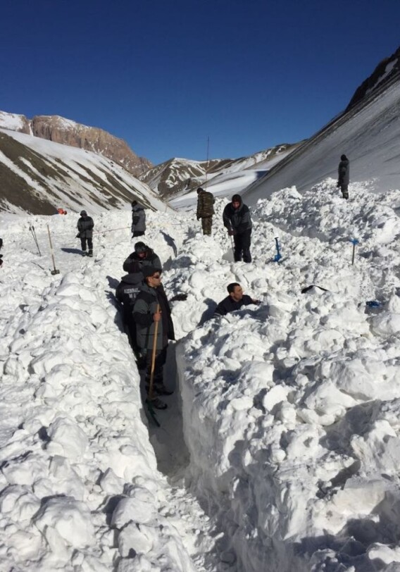 Специалисты АНАМА присоединились к поиску пропавших альпинистов (Фото)