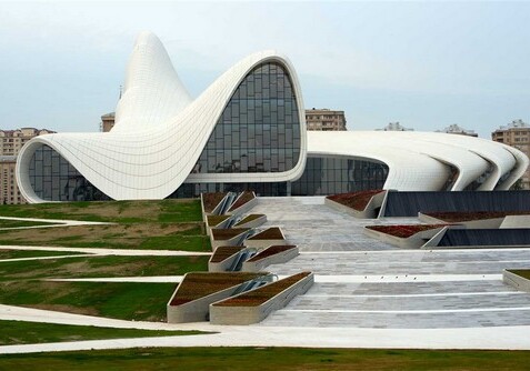 Баку вошел в топ-5 городов мира с самой необычной архитектурой