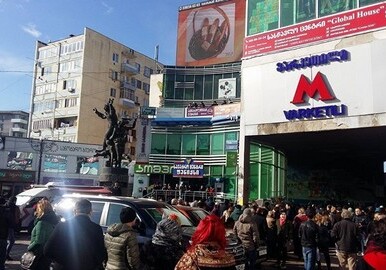 При обрушении потолка в тбилисском метро пострадало 11 человек (Видео)