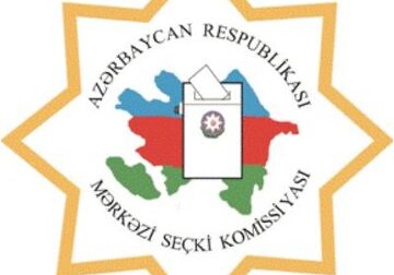 ЦИК Азербайджана утвердил проведение 11 апреля внеочередных президентских выборов