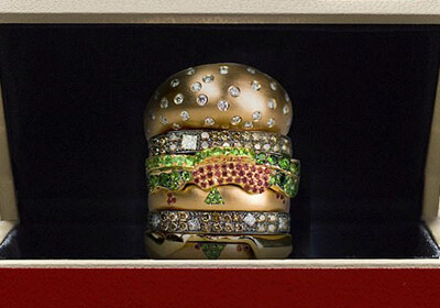 «Макдоналдс» предложит гамбургер с бриллиантами