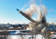 Часть башни в Екатеринбурге устояла после взрыва (Видео)