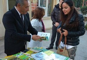 Лейла и Арзу Алиевы посетили Институт дендрологии
