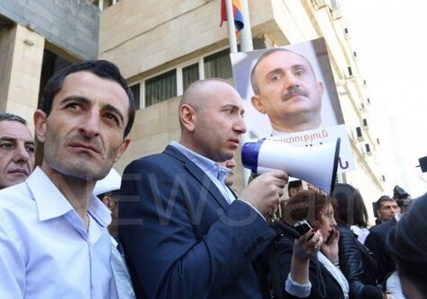 В Ереване протестующие потребовали отставки генпрокурора Армении