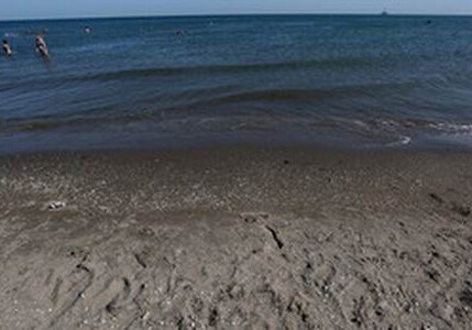 На двух абшеронских пляжах уровень загрязнения превышает норму – Минэкологии