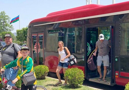 В Баку появился специальный автобусный маршрут для зрителей чемпионата мира (Фото)