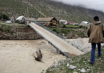 Сель в Габале разрушил мост