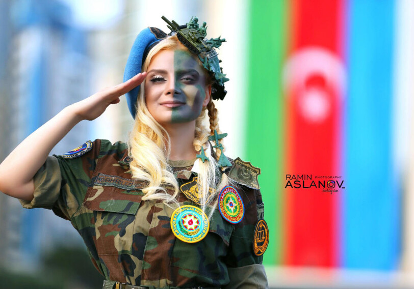  Азербайджанская красавица из спецназа очаровала всех (Фото)