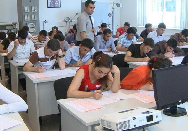 Из колледжа в вуз можно будет поступать вне конкурса - в Азербайджане