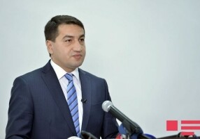 Хикмет Гаджиев подверг критике ведущие антиазербайджанскую кампанию медиа