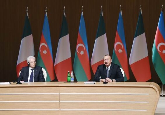 В Баку проведен азербайджано-итальянский бизнес-форум(Фото-Добавлено)