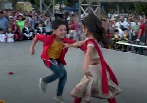 Ох уж этот Болливуд! - Азербайджанcкая пара исполнила индийский танец (Видео)