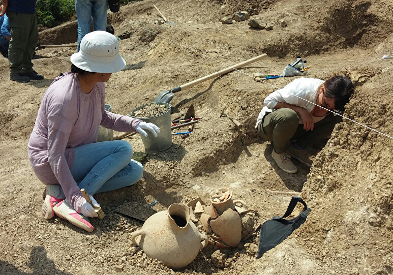 Богатые и бедные были и 2500 лет назад: в Азербайджане нашли античные могилы