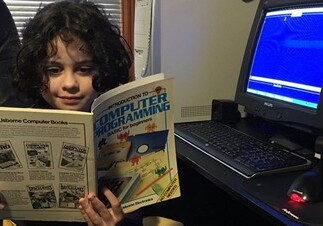 Семилетняя девочка создала компьютерную игру за 9 дней (Видео)