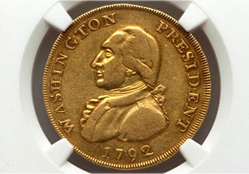 Золотую монету XVIII века продали на аукционе в США за $1,7 млн