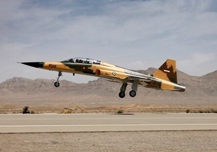 Иран представил новейший истребитель собственного производства (Фото)