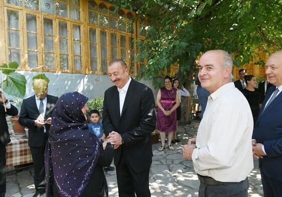 Ильхам Алиев: «Не хотел приезжать с пустыми руками»
